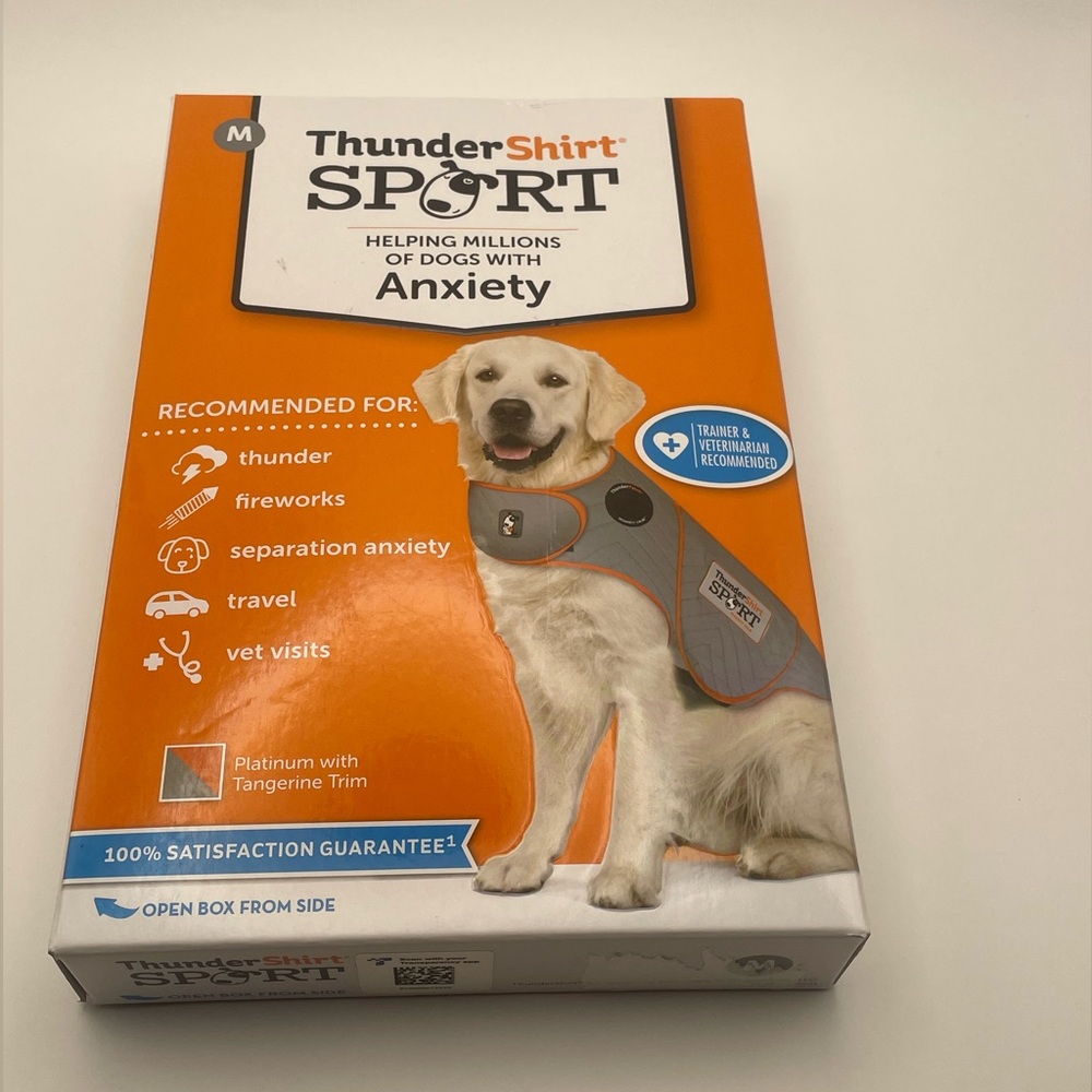 Thundershirt Sport M Dog Shirt Used & Sanitized